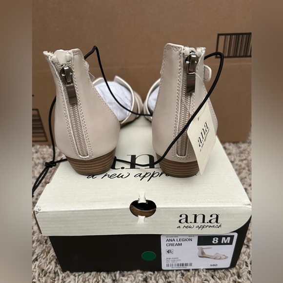A.N.A. Legion Wedge Sandals, Size 8, NWT, cream color - Picture 4 of 8